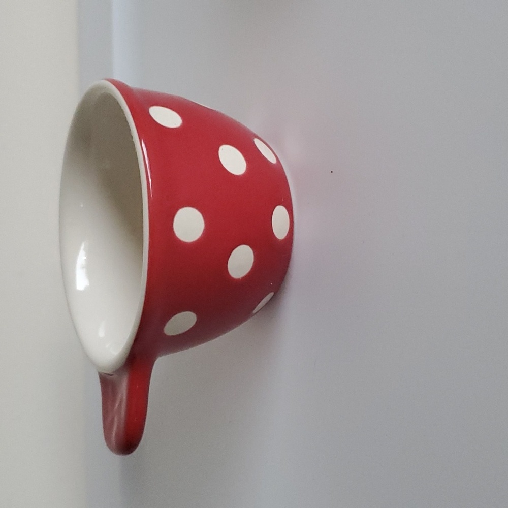 MEASURING CUP